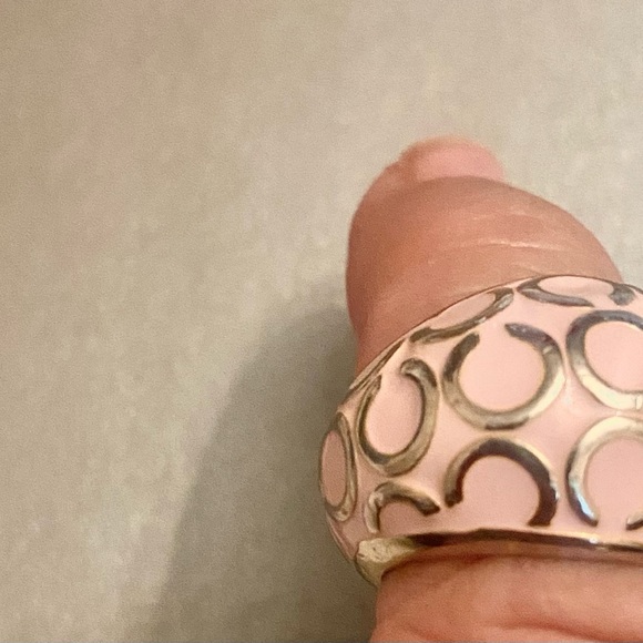 Vintage Pink/Silver Color Ring - Picture 6 of 7